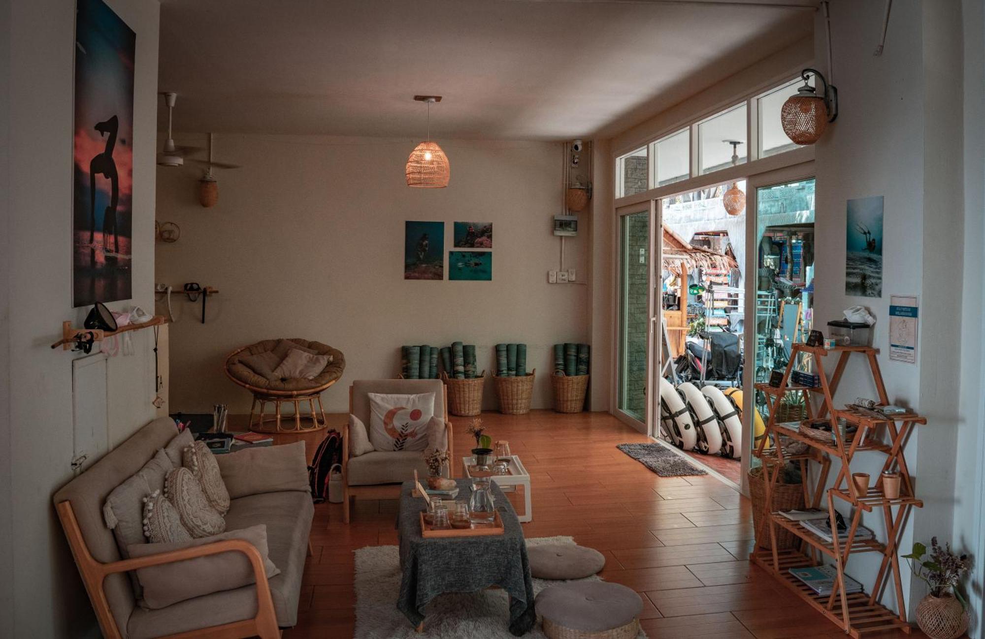 Blue Chitta Yoga & Freediving Hostel Ko Tao Luaran gambar